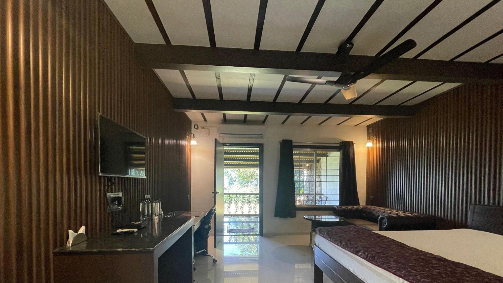 The Green Gate Resort Mulshi 外观 照片