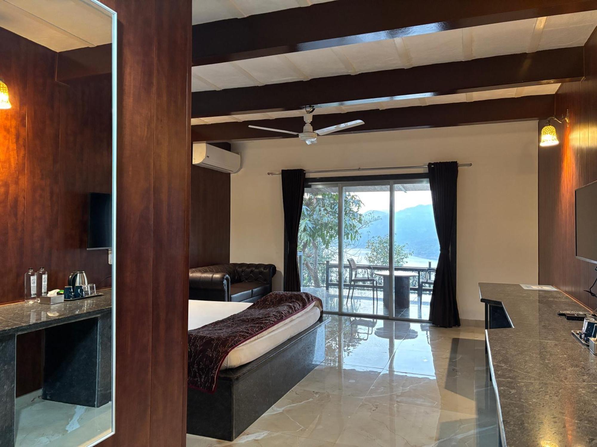 The Green Gate Resort Mulshi 外观 照片