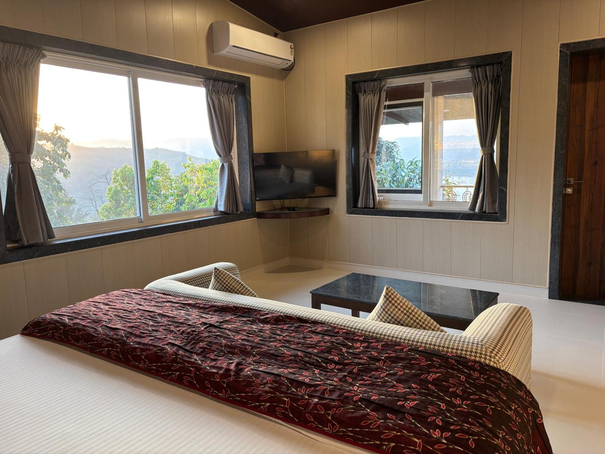 The Green Gate Resort Mulshi 外观 照片