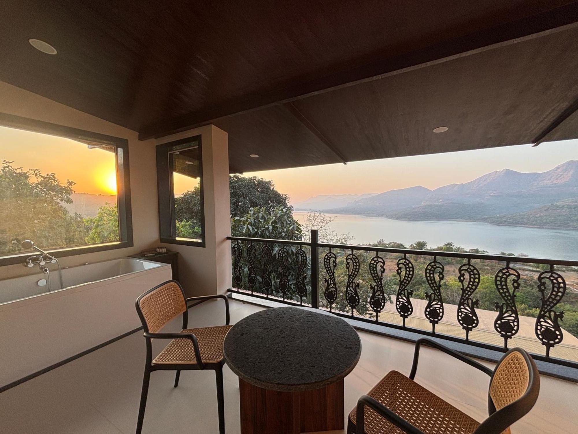 The Green Gate Resort Mulshi 外观 照片